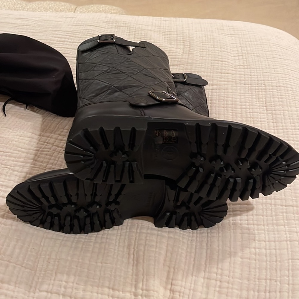 Chanel soft leather never worn Moto boot. - Picture 4 of 4